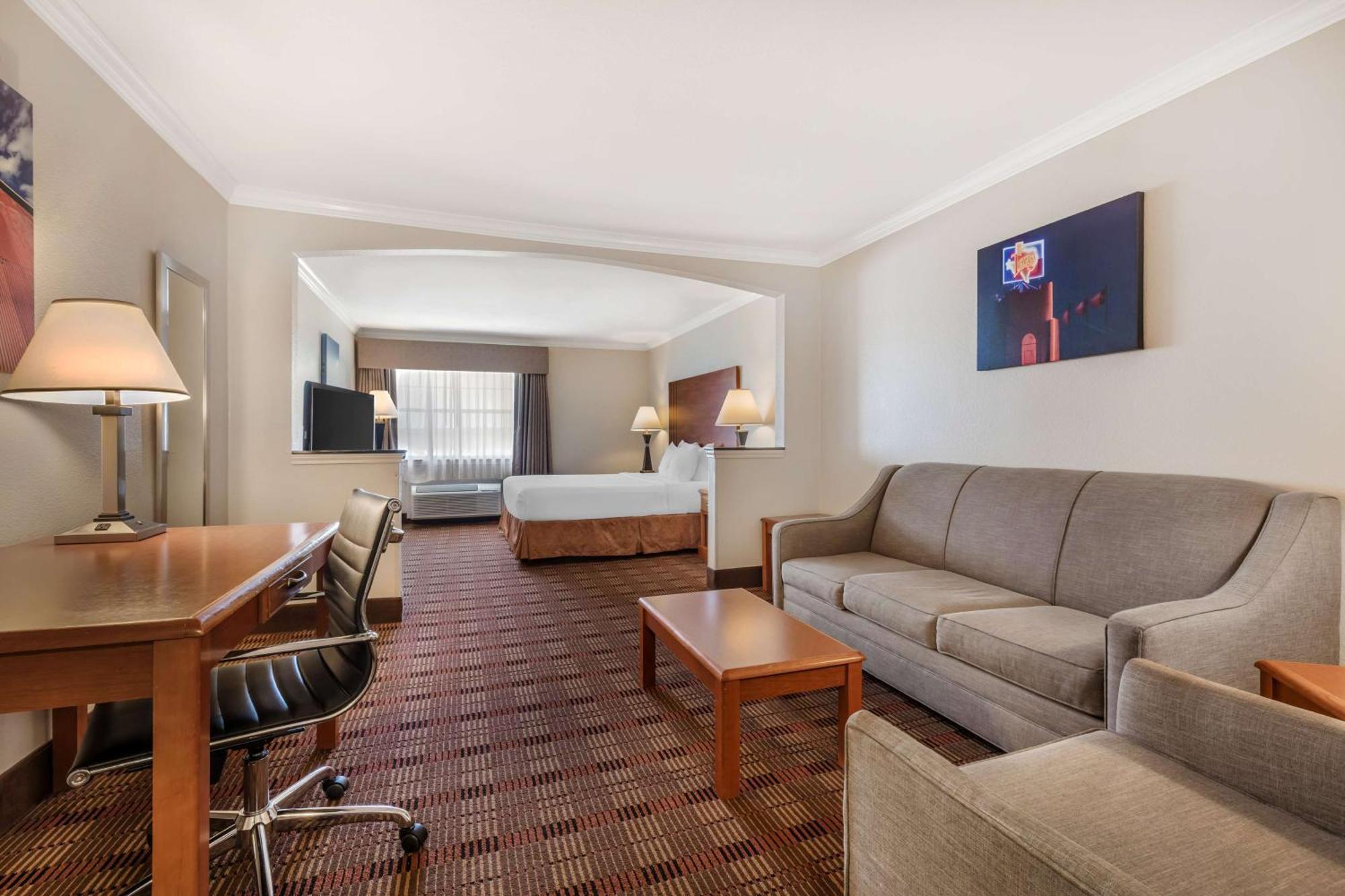 Best Western Club House Inn & Suites Mineral Wells Bagian luar foto