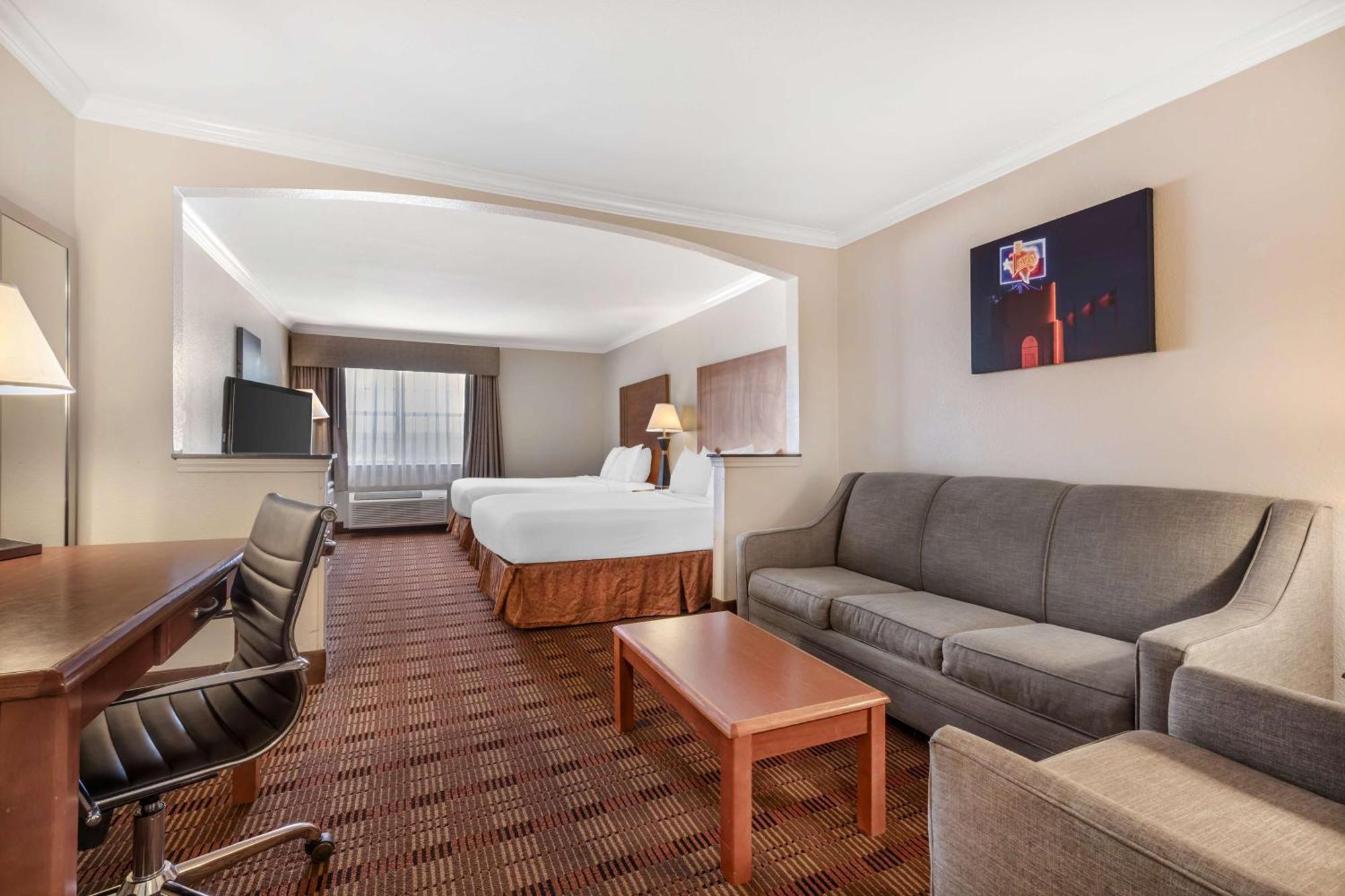 Best Western Club House Inn & Suites Mineral Wells Bagian luar foto