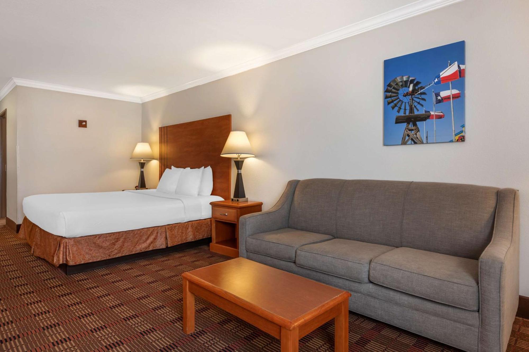 Best Western Club House Inn & Suites Mineral Wells Bagian luar foto